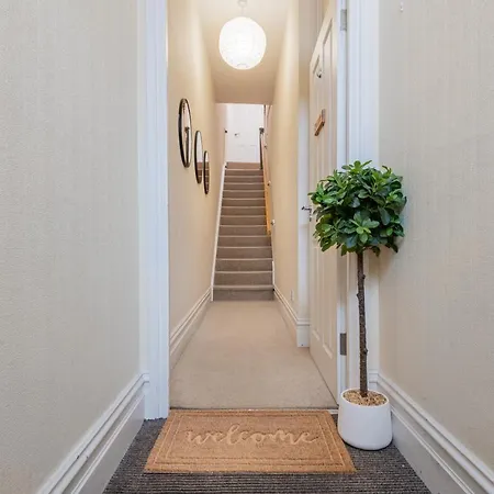 The Loft- Duplex Apartment, Family Friendly! Apartment *